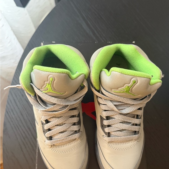 Jordan R Retro GS “Green Bean” (2022) Size 4Y - Picture 6 of 7